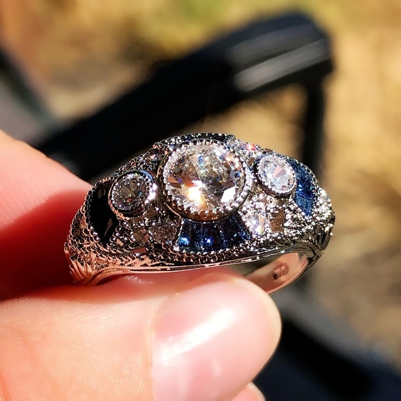 A 925 Sterling Art Deco Blue and White Sapphire Ring - Picture 14 of 16